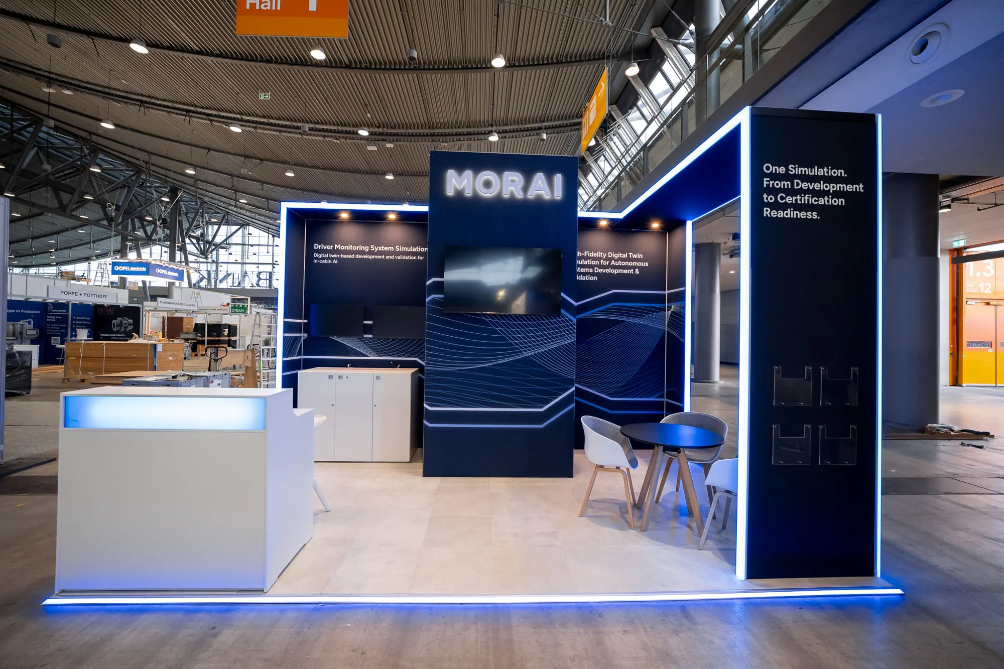 MORAI — Blue LED edge, exhibition stand